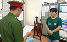 Nam shipper lợi dụng giao hàng xâm hại bé gái 12 tuổi