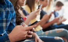 Pháp thúc đẩy lệnh cấm trẻ em dùng mạng xã hội