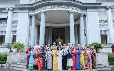 TP Hồ Chí Minh họp mặt người Việt Nam ở nước ngoài nhân dịp đón Tết cổ truyền