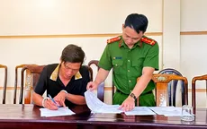 Thu tiền shipper rồi chiếm đoạt của công ty, 2 nhân viên bị khởi tố