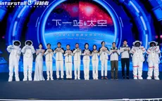 Hơn 20 người tại Trung Quốc mua tấm vé nửa triệu USD để được du lịch vũ trụ