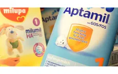 Một số lô sữa công thức Aptamil bị thu hồi tại Đức do lo ngại nhiễm độc tố
