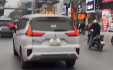 Bảng đèn LED ô tô hiện chữ xúc phạm công an, tài xế cho rằng bị ''hack''