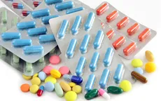 Du xuân xa: Chuẩn bị thuốc cho người bệnh mạn tính