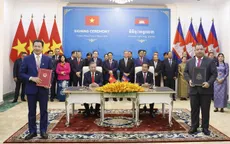 Tổng Bí thư Tô Lâm chứng kiến Lễ ký và trao các văn kiện hợp tác tại Campuchia