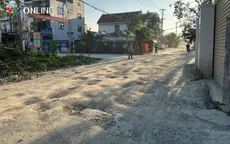 Nghệ An: Nhanh chóng khắc phục tạm thời con đường đô thị “nát như tương” trước Tết