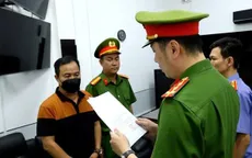 Hai người bị khởi tố vì làm giả xuất xứ tinh dầu hít, dán nhãn Thái Lan 