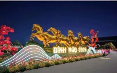 Rộn ràng linh vật ngựa Bính Ngọ 2026 trên khắp mọi miền Tổ quốc 