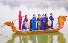 Xuân về trảy hội muôn phương