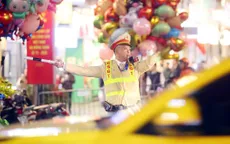 CSGT Hà Nội bảo đảm an toàn giao thông quanh 34 trận địa pháo hoa đêm Giao thừa