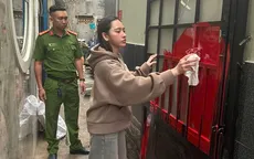 Cô gái bị bắt giam vì tạt sơn nhà người yêu cũ ở TP Hồ Chí Minh