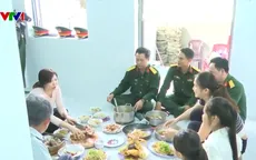 Tết đoàn viên trong những ngôi nhà mới vùng lũ