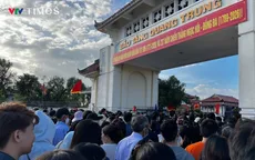 Hàng nghìn người đổ về Bảo tàng Quang Trung kỷ niệm Chiến thắng Ngọc Hồi - Đống Đa