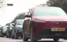 Đông đảo du khách đến Ninh Bình, ùn ứ trên cao tốc Pháp Vân - Cầu Giẽ - Ninh Bình