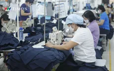 Doanh nghiệp dệt may rộn ràng tái sản xuất sau Tết