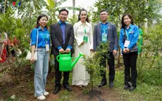Đoàn thanh niên VTV dâng hương, trồng cây tại Vườn cây ơn Bác