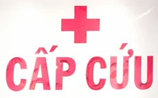 Cảnh báo trẻ ngộ độc do nuốt nhầm dầu thơm