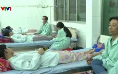 Vụ nghi ngộ độc bánh mì ở Đồng Tháp: Số người nhập viện tăng lên 74 ca