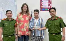 Công an TP Đà Nẵng hỗ trợ du khách nước ngoài tìm tài sản thất lạc
