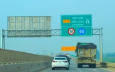 Từ hôm nay, thu phí 5 tuyến đường cao tốc Bắc - Nam phía Đông