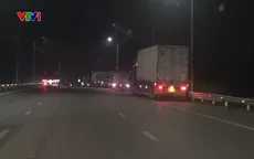 Mất an toàn vì dừng, đỗ xe tùy tiện trên cao tốc