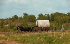 Sau hơn 40 năm, "Ngôi nhà nhỏ trên thảo nguyên" lại gây sốt