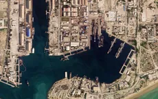 Mỹ khuyến khích tàu hàng qua eo biển Hormuz với chương trình bảo hiểm 20 tỷ USD