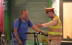 Sau tiệc liên hoan 8/3, người đàn ông đi xe đạp vi phạm nồng độ cồn kịch khung