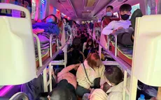 Xử phạt hơn 200 triệu xe khách 19 chỗ chở 60 người