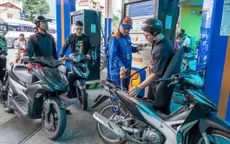 Dân công sở "cất" ôtô, chia sẻ cuốc xe... để tiết kiệm xăng dầu