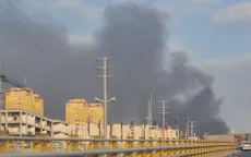 Tàu chở hàng trúng đạn, bốc cháy trên eo biển Hormuz