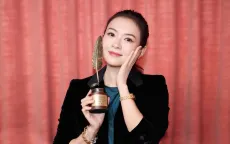 Chương Tử Di nhận giải thưởng ở Hong Kong (Trung Quốc)