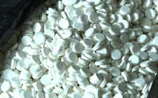 Chiêu trò sản xuất thuốc giả: Trộn tân dược, gắn mác “đông y gia truyền” để bán trên mạng