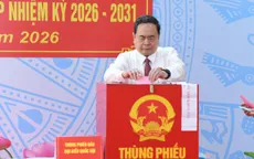 Chủ tịch Quốc hội Trần Thanh Mẫn bỏ phiếu bầu cử tại TP Hồ Chí Minh