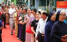 Cử tri TP Hồ Chí Minh nô nức đi bỏ phiếu: Đặt niềm tin vào những đại biểu ưu tú trong nhiệm kỳ mới