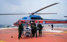 Kịp thời cấp cứu một ngư dân đột quỵ ở đảo Phan Vinh