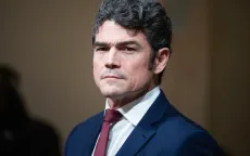 FBI điều tra cựu quan chức an ninh Mỹ