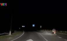 Nguy cơ mất an toàn trên Quốc lộ 1 qua đèo Cổ Mã do thiếu hệ thống chiếu sáng