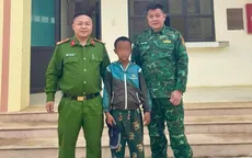 Hỗ trợ cháu bé quốc tịch Lào đi lạc trở về quê hương an toàn