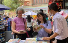 Đường sách TP Hồ Chí Minh: Doanh thu kỷ lục và nỗi lo mất "chất"