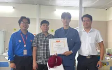 Đại học Bách khoa Hà Nội khen thưởng nam sinh dũng cảm lao vào đám cháy cứu 7 người