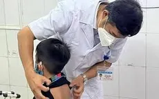 Khám, tư vấn miễn phí gù vẹo cột sống cho trẻ em