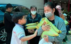 Lan tỏa tình thương từ mái trường đến những người dân khó khăn ở TP Hồ Chí Minh