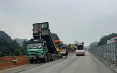 Yêu cầu khắc phục bất cập thi công, bảo đảm an toàn trên cao tốc Nội Bài - Lào Cai