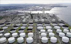 Các nhà sản xuất Trung Đông xả dầu dự trữ tại Nhật Bản