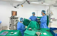 Phẫu thuật nội soi giúp người phụ nữ 73 tuổi trút bỏ mặc cảm 20 năm vì sa sinh dục