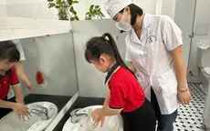 Hà Nội tăng cường giám sát phòng chống tay chân miệng tại trường học