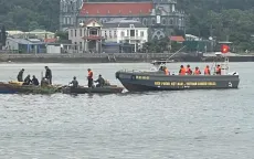 Dông lốc ở Cô Tô khiến 2 mẹ con tử vong