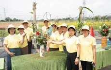 Nâng bước phụ nữ nông thôn Việt - Gieo yêu thương, gặt thành công