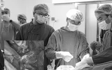 Nuốt hạt nhót, cụ bà thủng trực tràng phải mổ cấp cứu